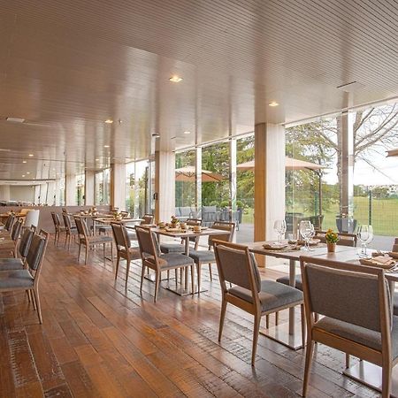 Suryaa Hotel Pinhais, Curio Collection By Hilton Экстерьер фото