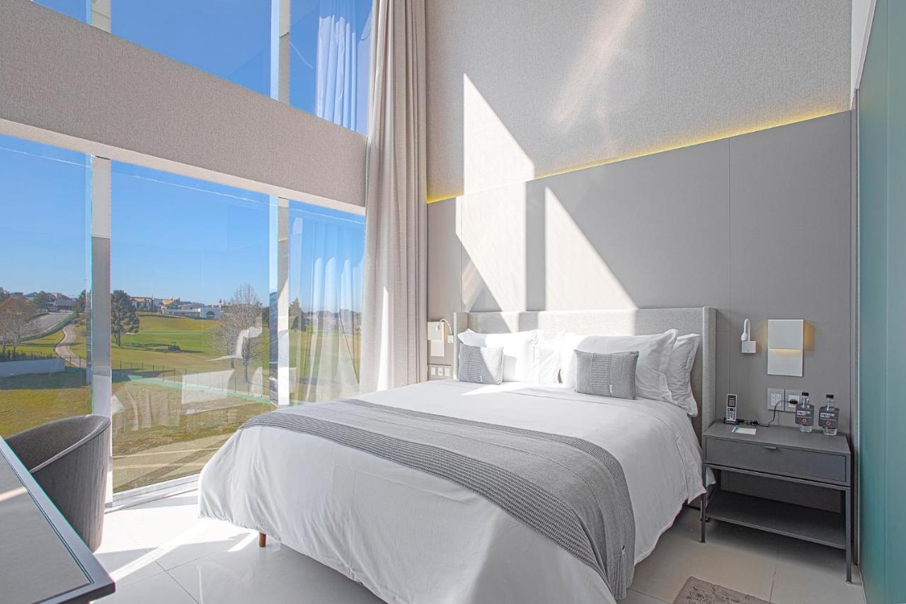 Suryaa Hotel Pinhais, Curio Collection By Hilton Экстерьер фото