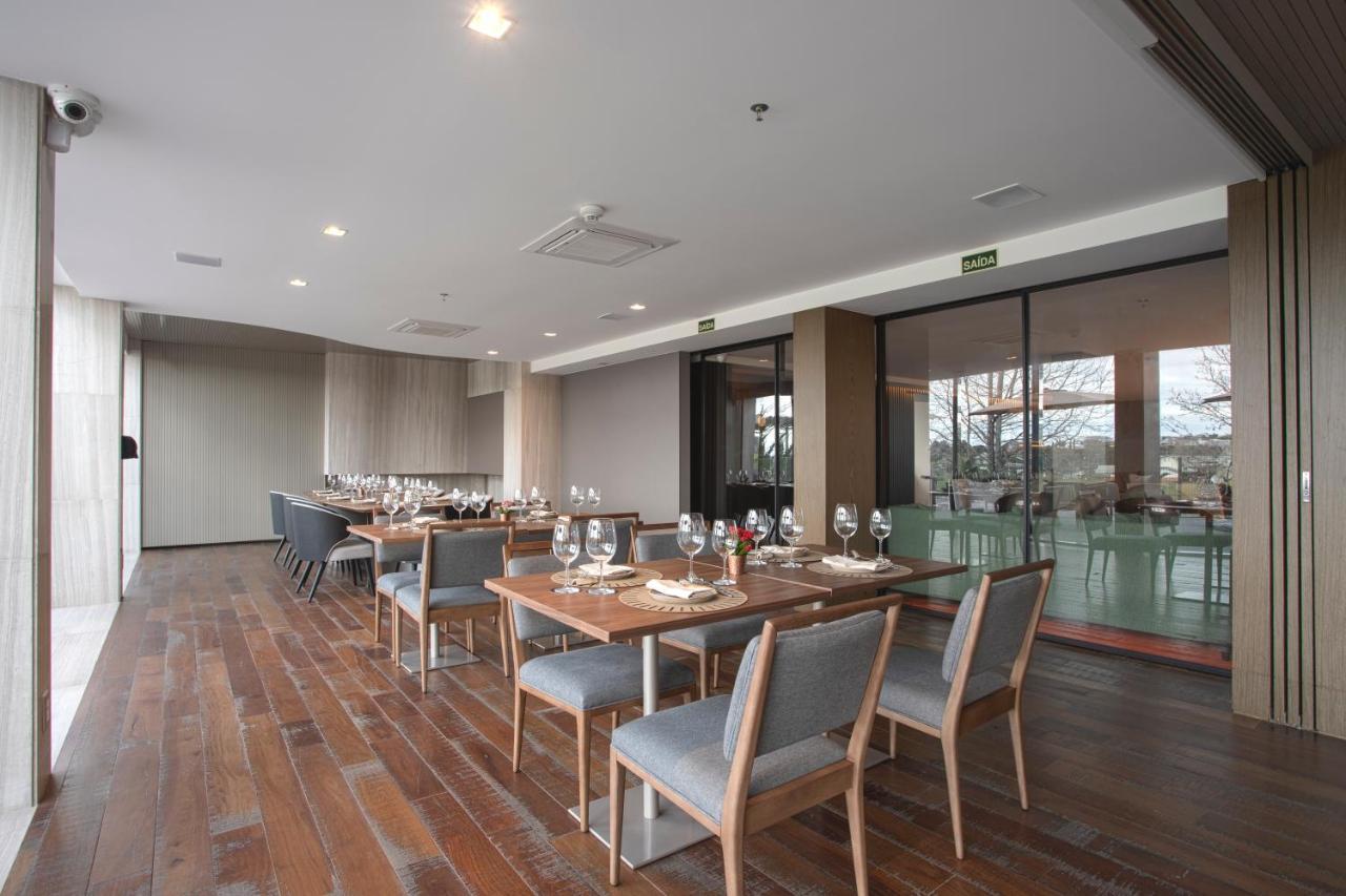 Suryaa Hotel Pinhais, Curio Collection By Hilton Экстерьер фото