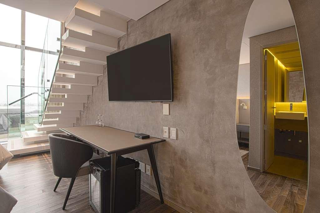Suryaa Hotel Pinhais, Curio Collection By Hilton Номер фото